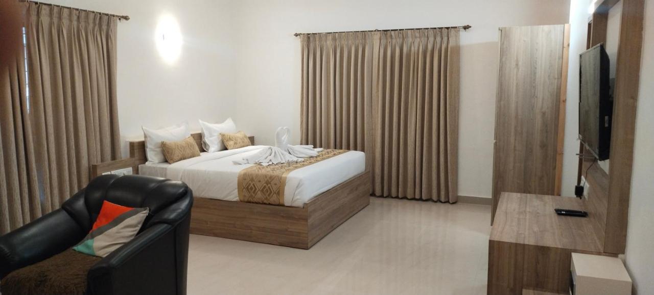 Doves-Kohinoor Exotica Hotell Lonavala Eksteriør bilde
